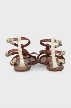 Brown leather sandals with straps
