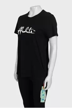 Black T-shirt with branded print and tag