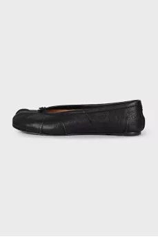 Tabi ballet flats with curved toes