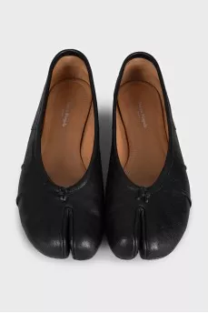 Tabi ballet flats with curved toes