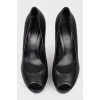 Square heels and open toe shoes