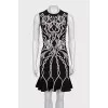 Sleeveless dress with a pattern