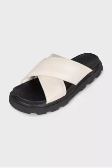 Beige leather flip-flops