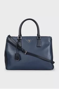 Two-tone leather tote