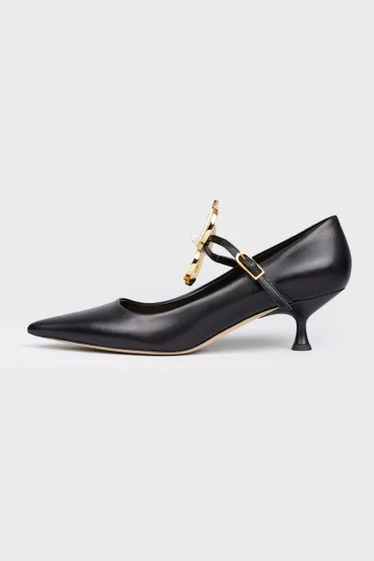 Metal flower low heel shoes