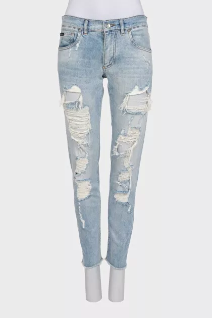 Men's ripped jeans with logo on the pocket