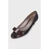 Лаковые туфли из кожи на kitten heel