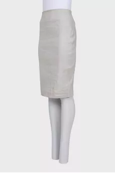 Gray pencil skirt with a zipper