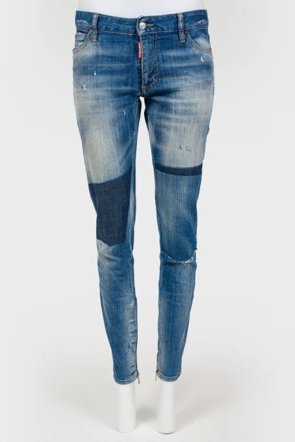 Skinny jeans with patches