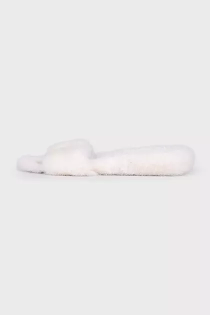 White mink fur flip-flops