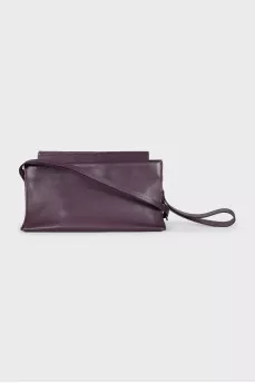 Leather crossbody bag with magnetic closure