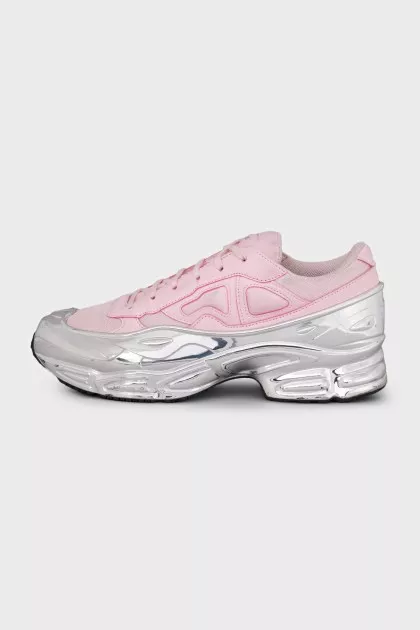 Рожеві кросівки Ozweego by Adidas x Raf Simons