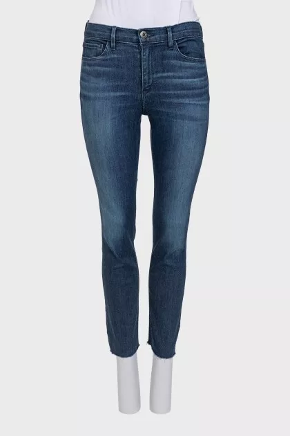 Low rise blue jeans