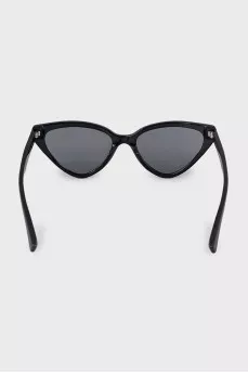 Cat-eye sunglasses with brand logo