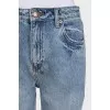 Джинси блакитного кольору mom fit