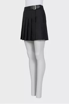 Large pleated skort with buckle