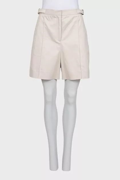 Beige high-waisted shorts