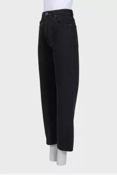 High-waisted wide-leg jeans with buttons
