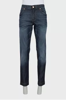 Men's straight-leg distressed jeans