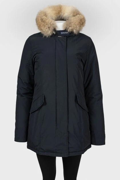 Navy blue jacket with fur hoodonet