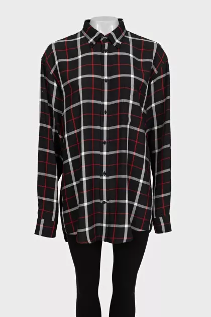 Black shirt with signature print