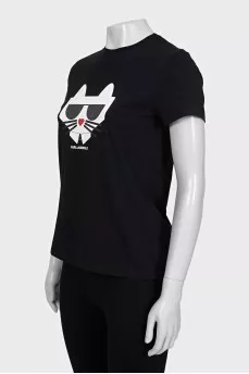 Black fitted T-shirt with a branded print