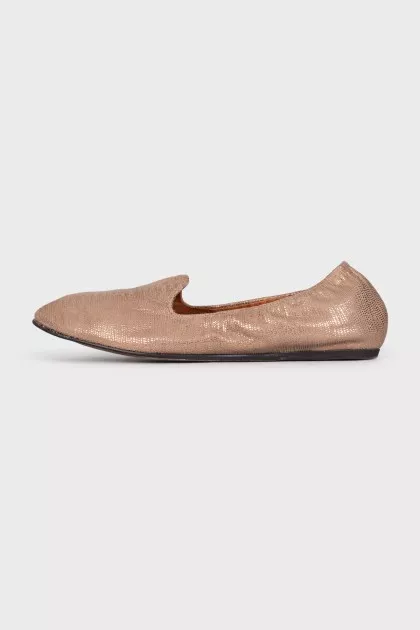 Shiny pink ballet flats