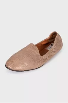Shiny pink ballet flats