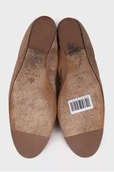 Shiny pink ballet flats