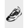 Men's sneakers with branded laces