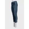 Cropped high-waist blue jeans