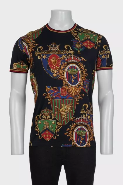 Men's black T-shirt with a signature print