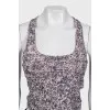 Slim-fit sports bra with tag