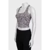 Slim-fit sports bra with tag