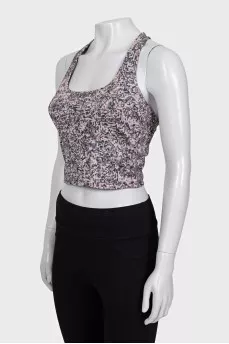 Slim-fit sports bra with tag