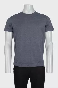 Men's gray striped t-shirt