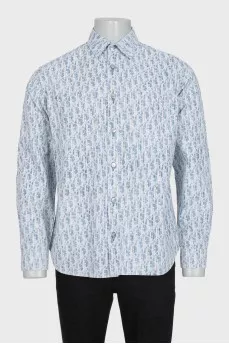 Men's shirt with branded print and tag