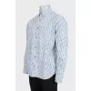 Men's shirt with branded print and tag