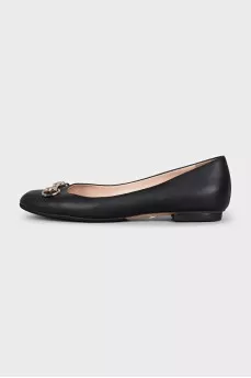 Leather ballet flats with decoration