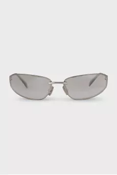 Oval sunglasses with silver frames