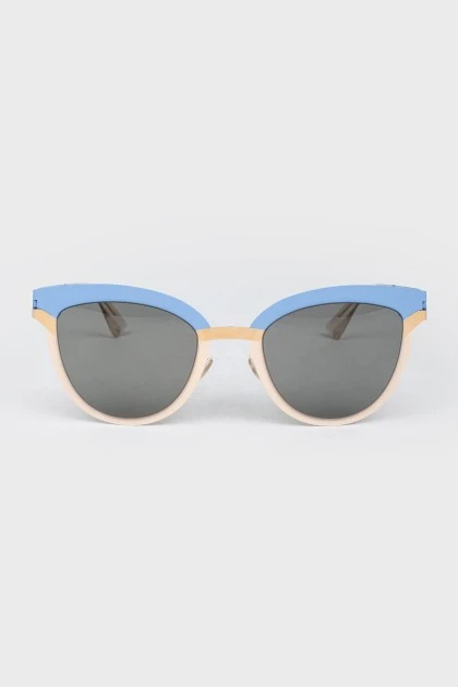 Dark tinted sunglasses