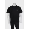 Men's black straight-cut embroidered t-shirt