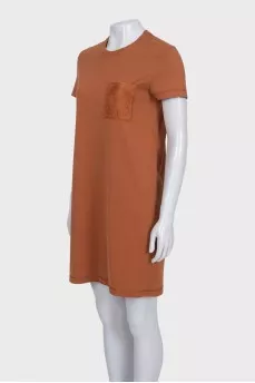 Brown straight-cut t-shirt dress