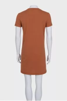 Brown straight-cut t-shirt dress