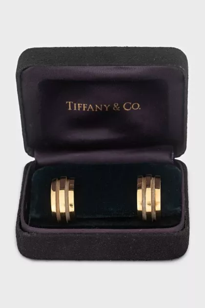 Vintage gold ribbed earrings