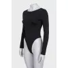 Backless bodysuit with no fastening