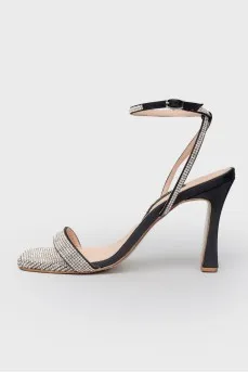 Stils on stilettos in rhinestones