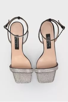 Stils on stilettos in rhinestones