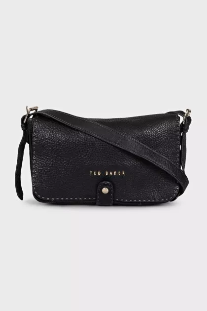 Rectangular leather bag with magnetic clasp
