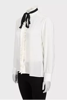 Silk blouse with mother-of-pearl buttons
